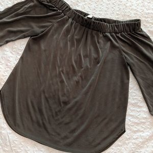 Off Shoulder 3/4 Sleeve Top